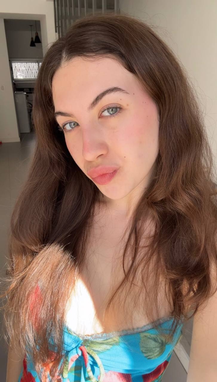 Nude girl Amber in Zagreb