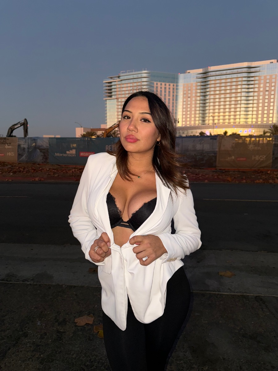 Take a pause and enjoy Ali Cruz — streaming from Zagreb